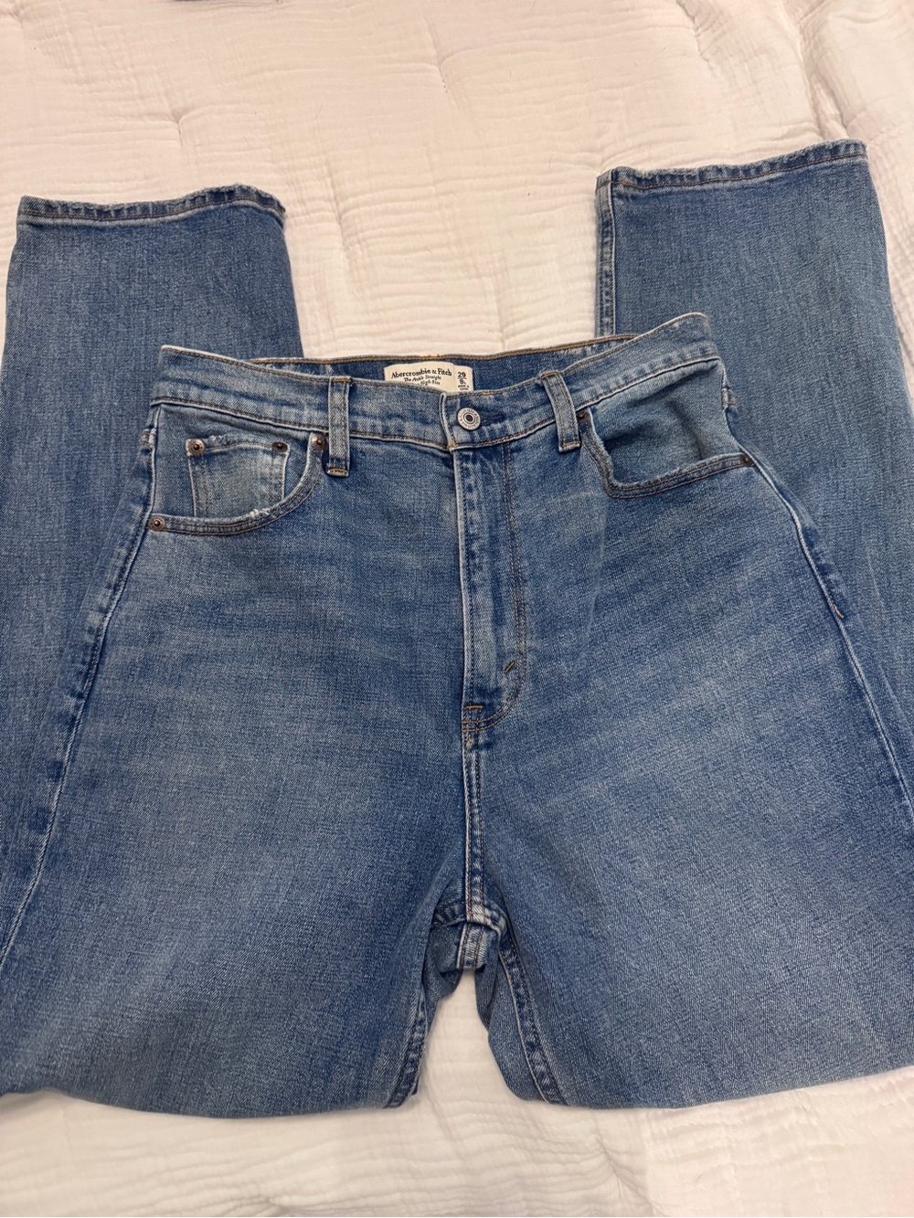 Abercrombie & Fitch Women’s Light Blue Straight Jeans 8 LONG